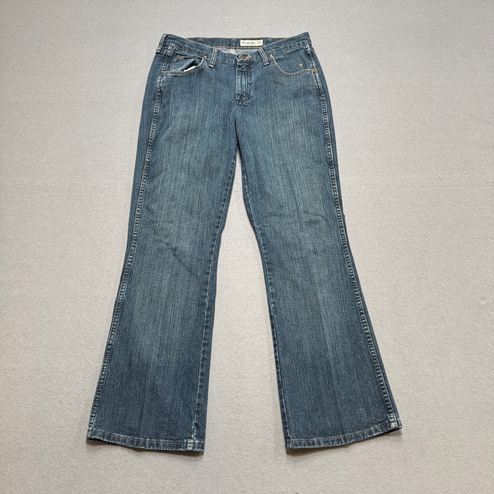 Wrangler Jeans Men's 32x32 Blue Medium Wash Bootcut Premium Patch Cowboy Utility